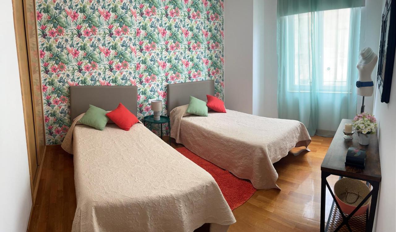 Apartamento Anova Padron Luaran gambar